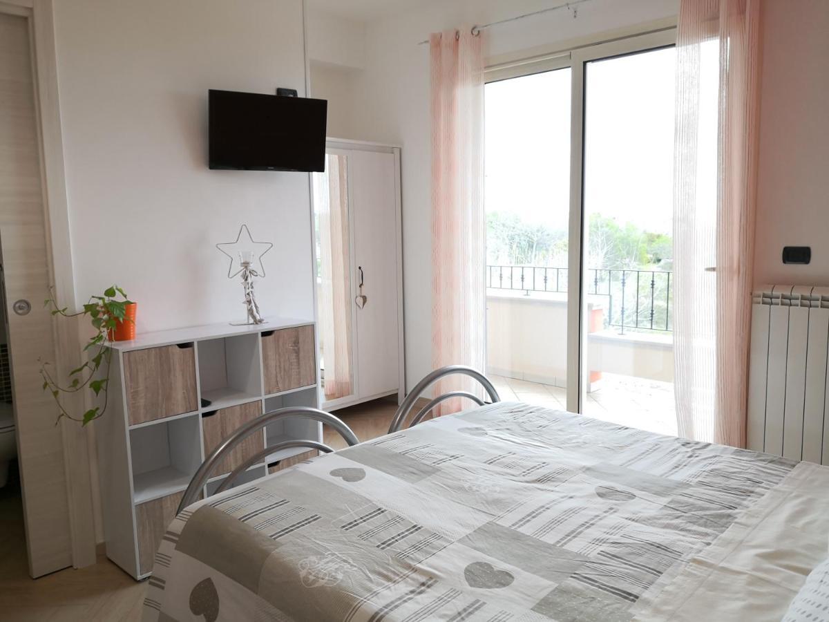 Corigliano dʼOtranto B&B Il Papavero Rosso מראה חיצוני תמונה