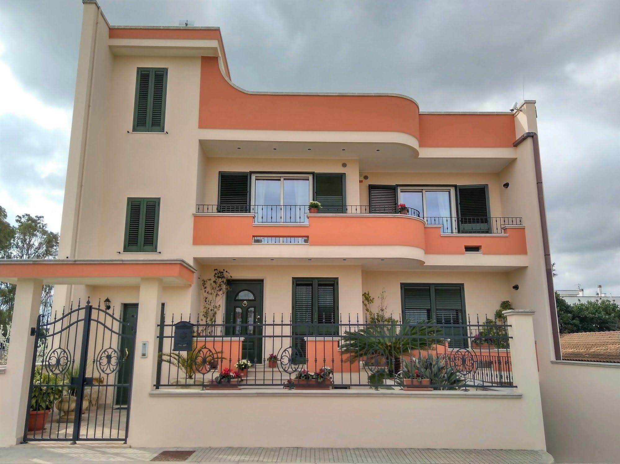 Corigliano dʼOtranto B&B Il Papavero Rosso מראה חיצוני תמונה